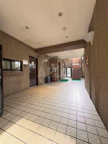 ロビー　エクセル難波　ロビー