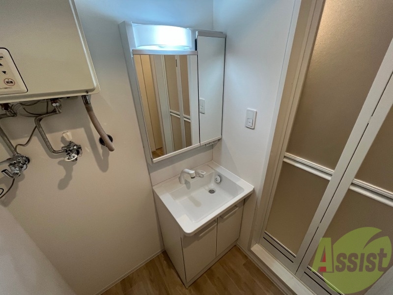 洗面設備　シャンプードレッサーで身支度もラクラクです！