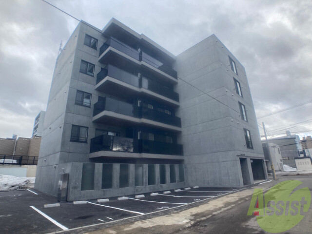 建物外観　札幌市東区北９条東「ＬａｐｉｓＬｉａｎ北９条」