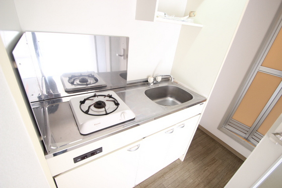 キッチン　※別部屋の写真です