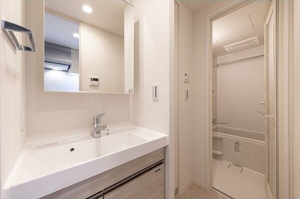 洗面設備　初期費用分割可★ご希望の場所まで無料送迎サービス付♪