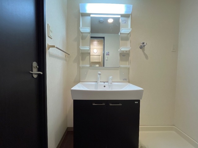 洗面設備　洗髪洗面化粧台