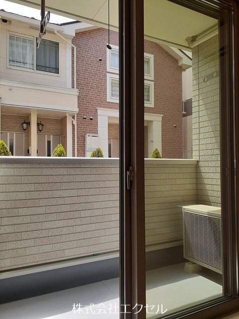 バルコニー　南向きで日当たり良好です。