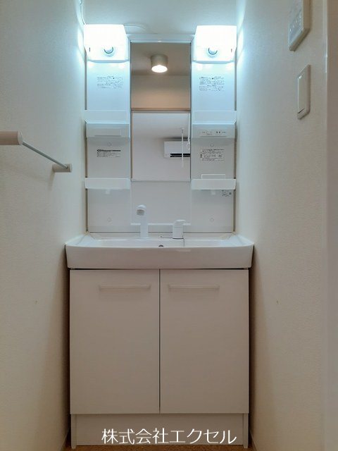 洗面設備　独立洗面台です。