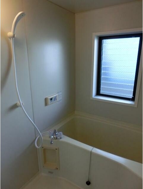 バス・シャワールーム　清潔感のある快適バスルーム♪