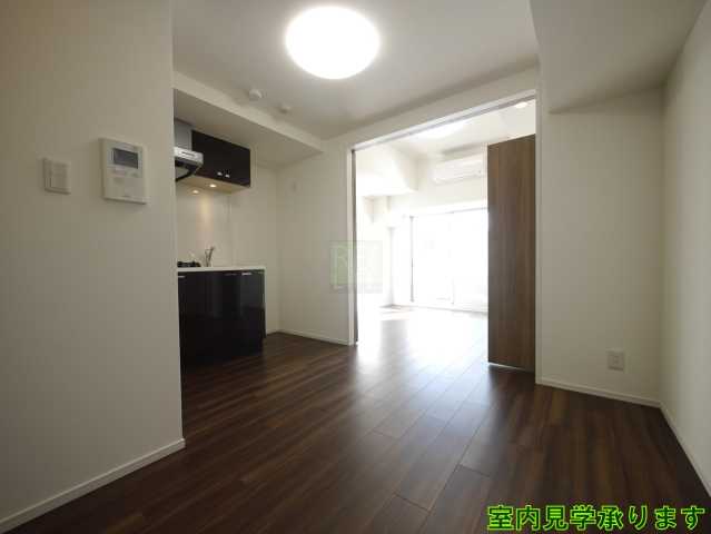 居室・リビング　エステムプラザ市谷外濠公園