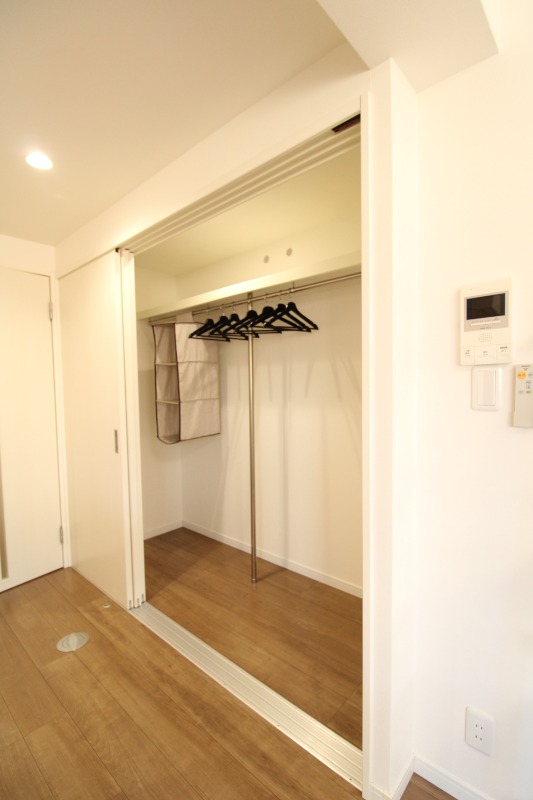 収納　家具は物件に付帯するものではございません。