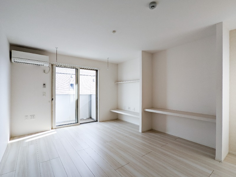 居室・リビング　図面と現状に相違がある場合には現状を優先