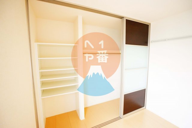 収納　便利な収納スペースです　※参考写真です