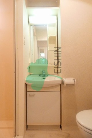 洗面設備　シンプルで使いやすい洗面台です！