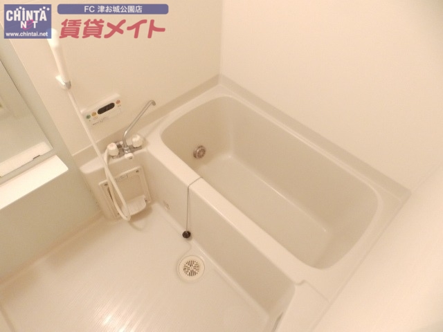 バス・シャワールーム　同タイプの部屋写真です