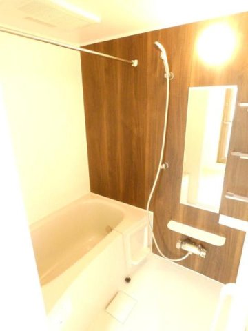バス・シャワールーム　きれいなお風呂です