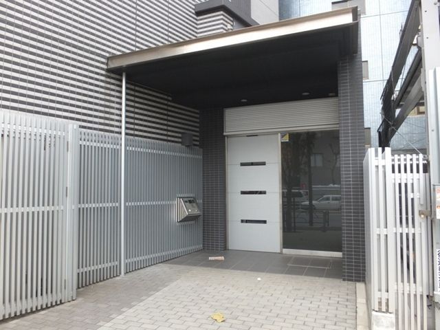 エントランス　エントランス