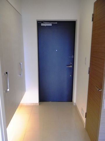 玄関　玄関ホール