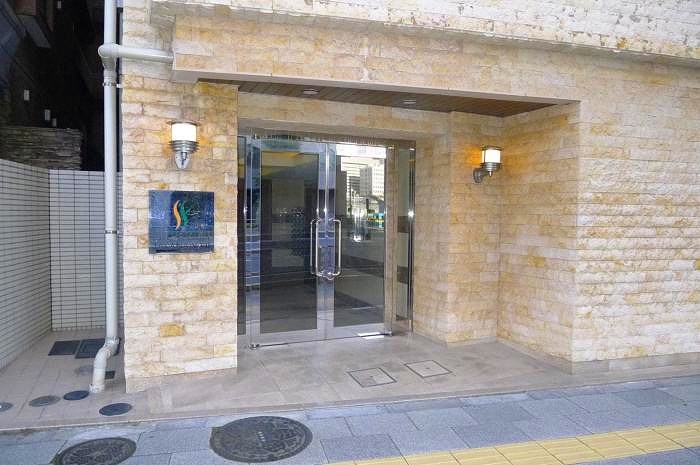 エントランス　清潔なエントランスです