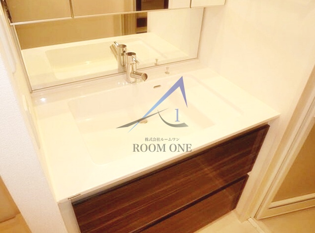 洗面設備　洗面台です。