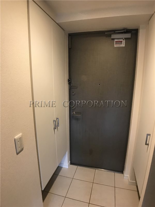 玄関　※参考写真※