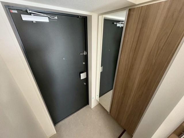 玄関　明るい玄関です