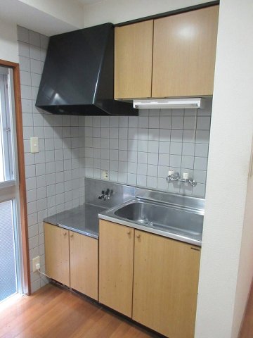 キッチン　1階別室の参考写真です。現況を優先します。(103)