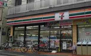 コンビニ　セブンイレブン 墨田八広４丁目店（コンビニ）まで387m
