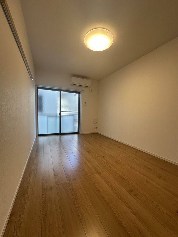 居室・リビング　他号室　同施工参考写真