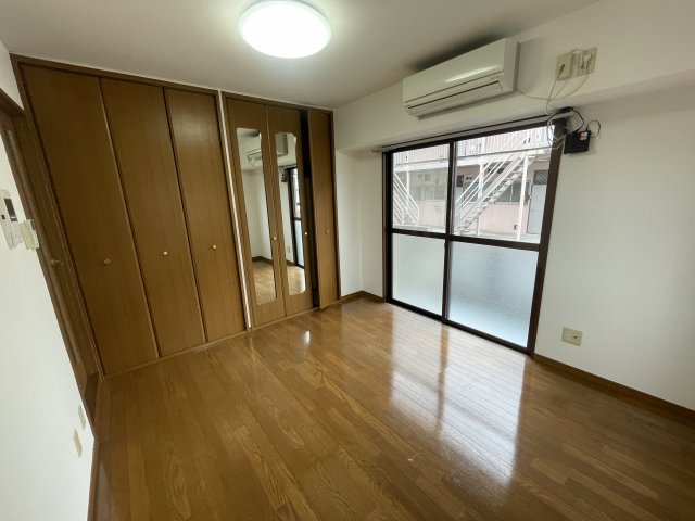 居室・リビング　別号室の参考写真です