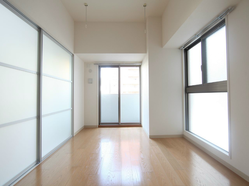 その他　洋室7帖　ウォークインクローゼット付（収納充実してます）