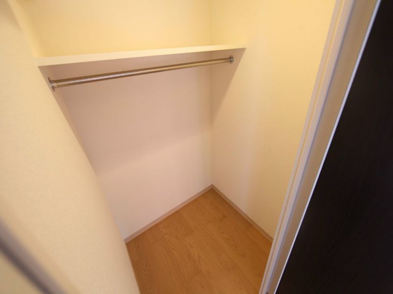 収納　ウォークインクローゼット付（収納充実してます）