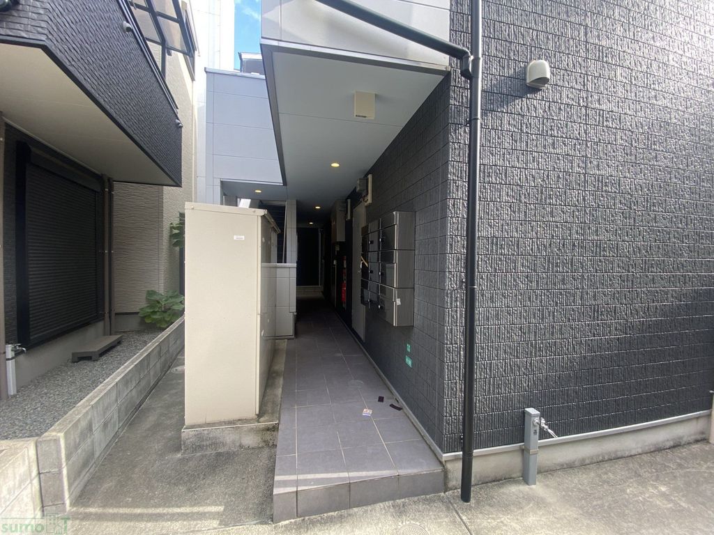 エントランス　エントランス