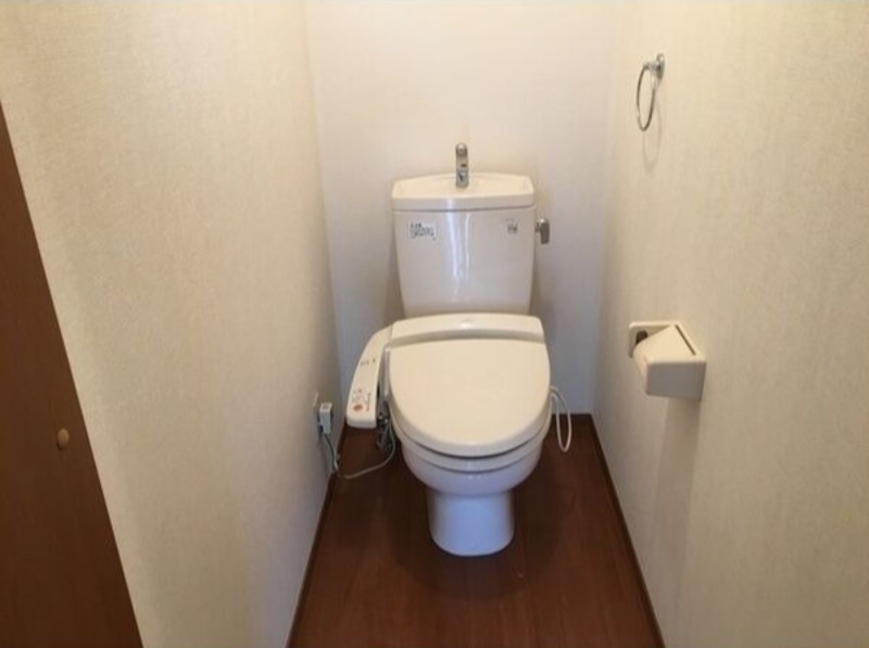 トイレ　図面と現状に相違がある場合には現状を優先