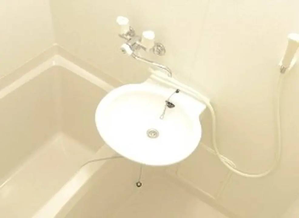 バス・シャワールーム　浴室