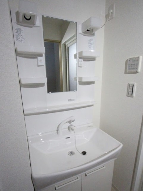 洗面設備　独立洗面台