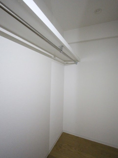 収納　ウォークインクローゼット