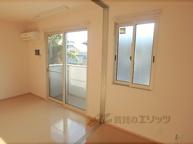 居室・リビング　洋室