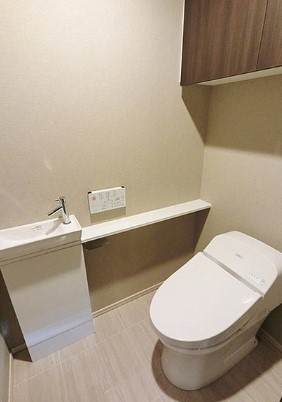 トイレ　別部屋参考写真