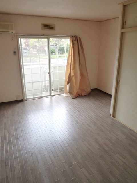 居室・リビング　★洋室７帖★