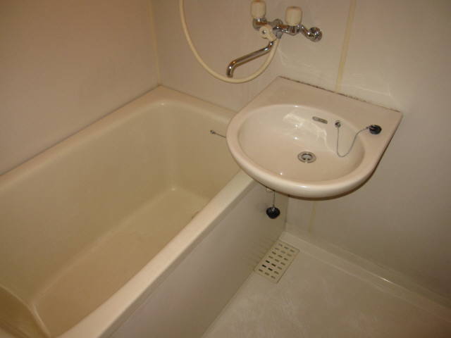 バス・シャワールーム　ユトリロ大曽根