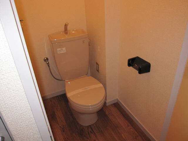 トイレ　ユトリロ大曽根