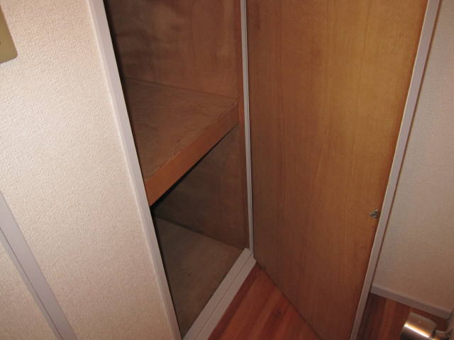 収納　ユトリロ大曽根