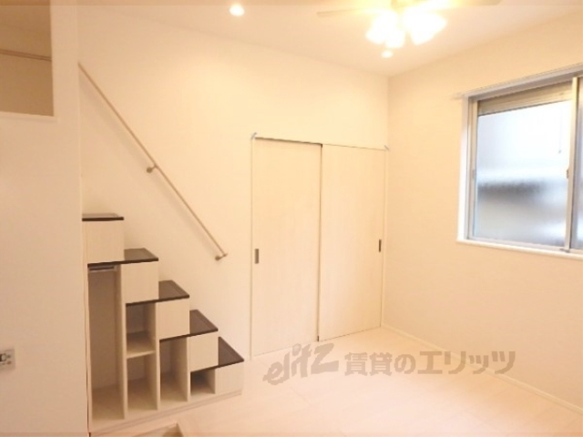 居室・リビング　洋室