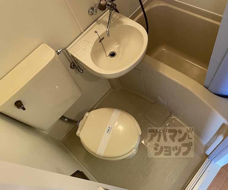 バス・シャワールーム