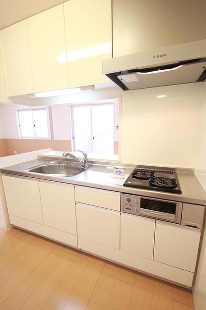 キッチン　対面システムキッチン