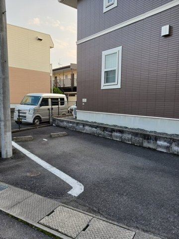 駐車場　駐車場完備です