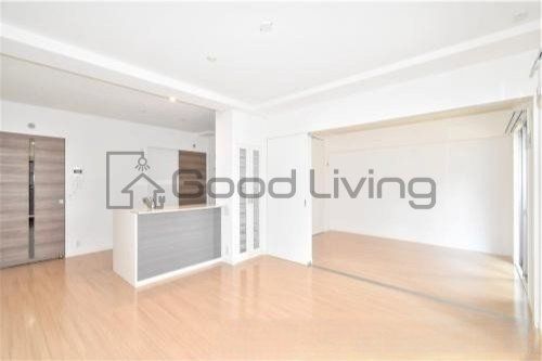 居室・リビング　ここで楽しい食事の時間