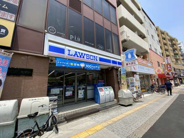 コンビニ　ローソン（コンビニ）まで778m