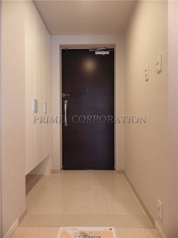 玄関　※参考写真※