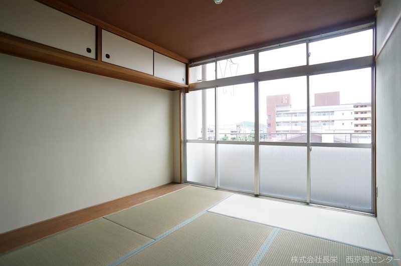 収納　※同タイプ・別号室の写真です★（実際のお部屋とは異なります）