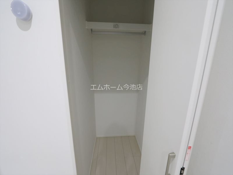収納　クローゼット（収納スペース充実しています）