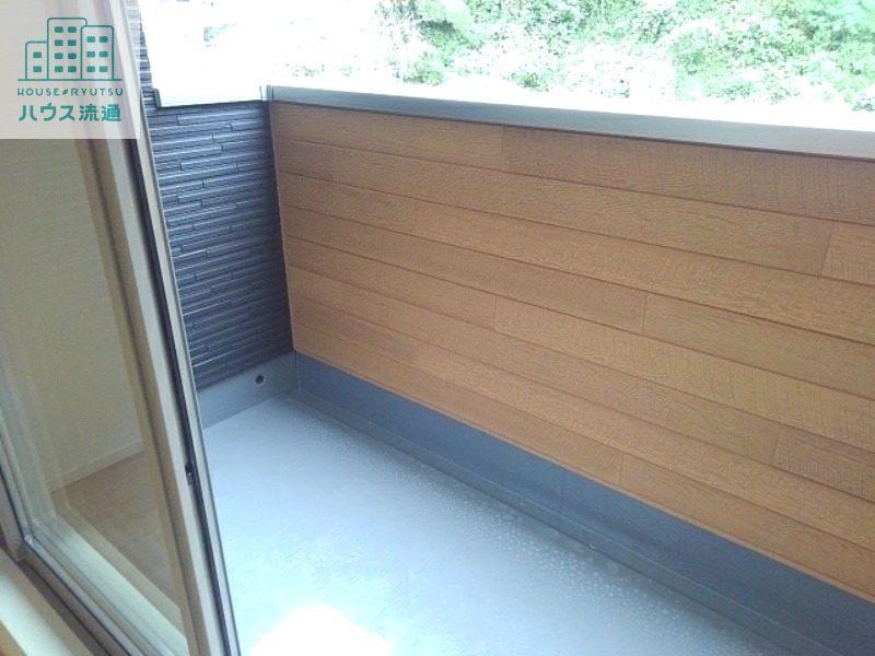 バルコニー　※別号室の写真です