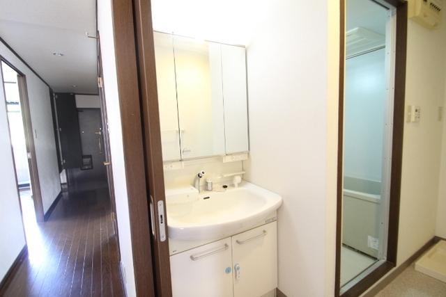 洗面設備　別号室の写真になります。